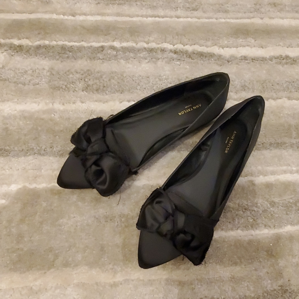 Ann Taylor Factory Flats